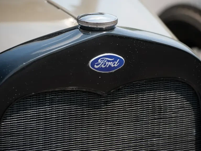 1930 Ford Model A Pickup & Model AA - Image 10 of 13