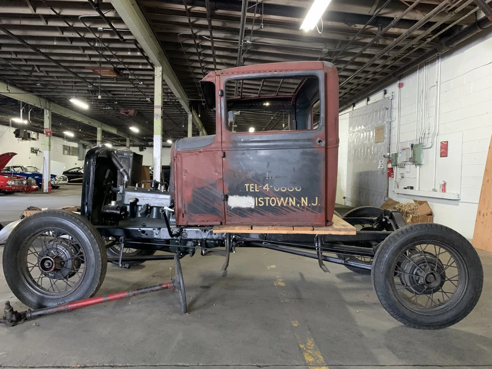 1930 Ford Model A Pickup & Model AA - Image 2 of 31