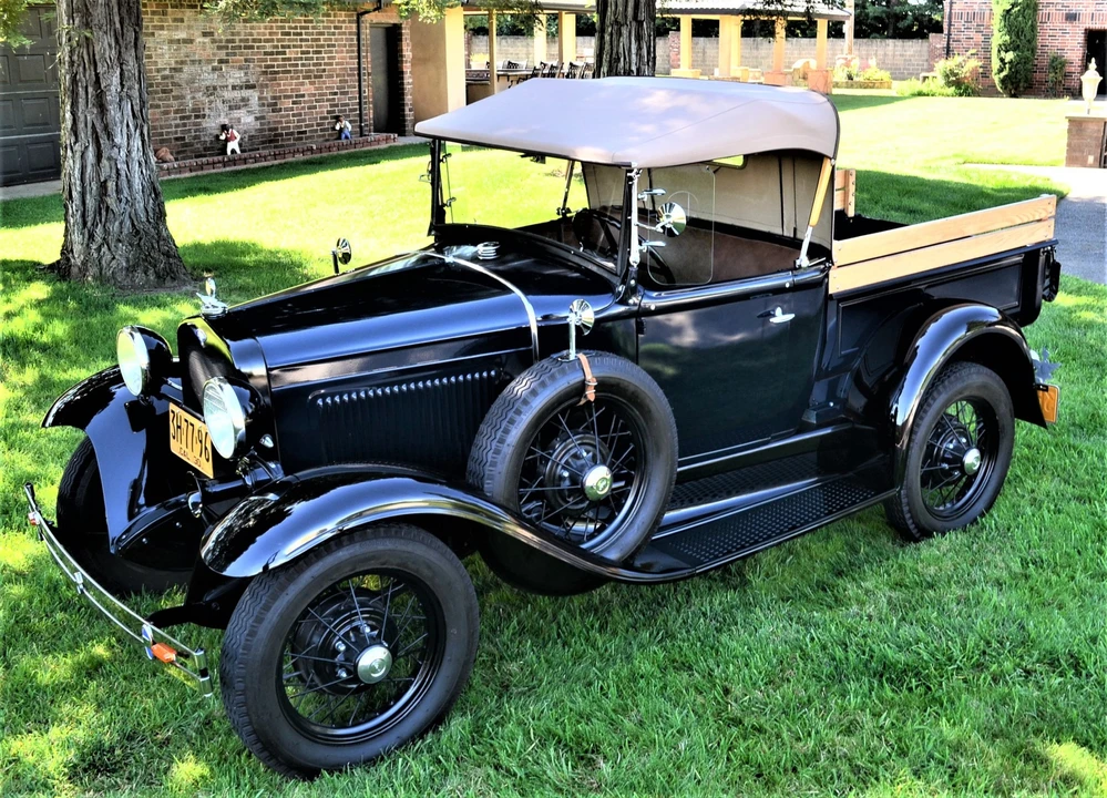 1930 Ford Model A Pickup & Model AA - Image 9 of 31