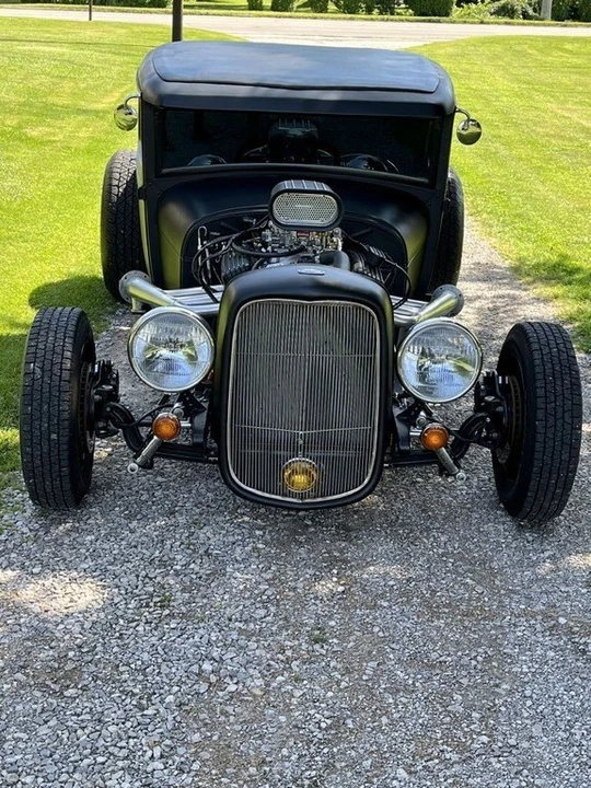 1930 Ford Model A Pickup & Model AA - Image 15 of 16