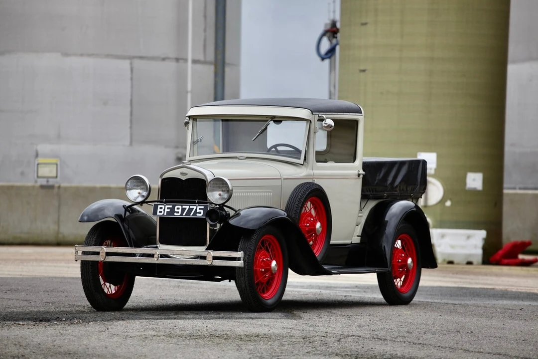 1930 Ford Model A Pickup & Model AA - Image 4 of 30