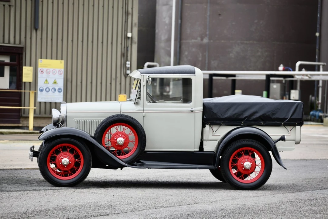 1930 Ford Model A Pickup & Model AA - Image 9 of 30