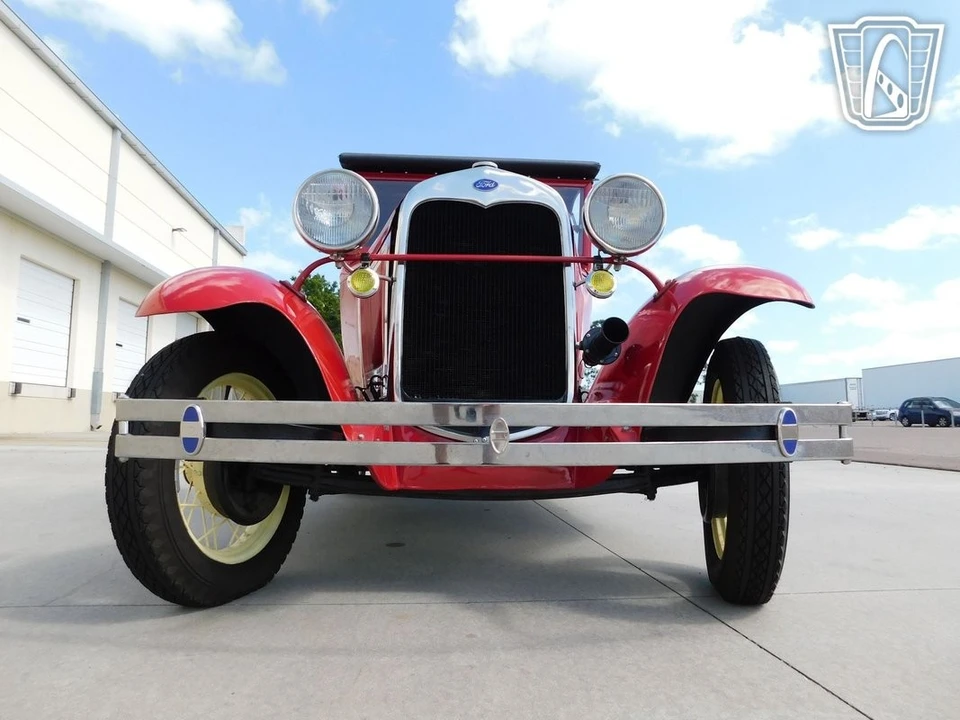 1930 Ford Model A Pickup & Model AA - Image 6 of 12
