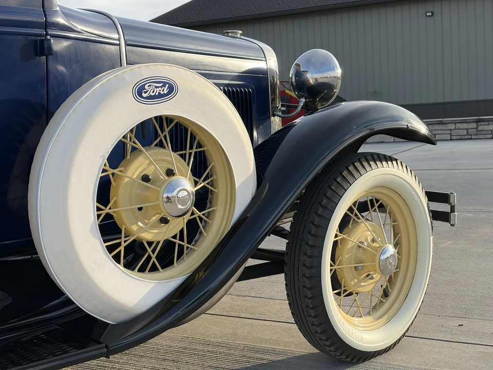 1930 Ford Model A Pickup & Model AA - Image 26 of 31