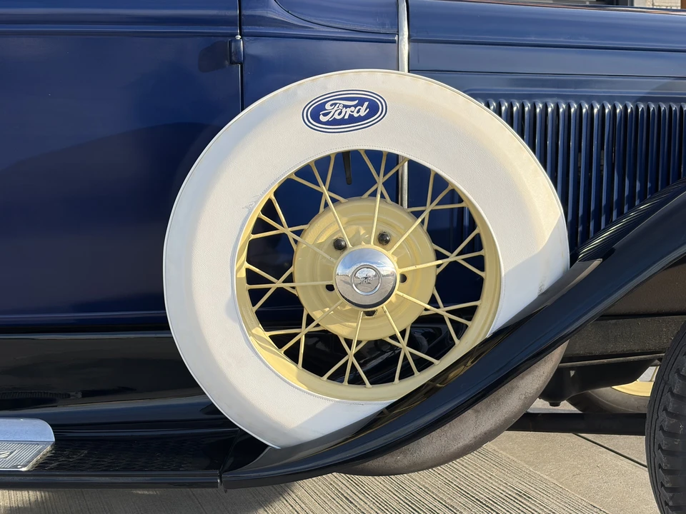 1930 Ford Model A Pickup & Model AA - Image 25 of 31