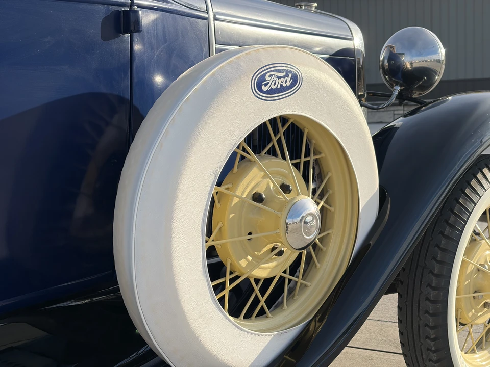 1930 Ford Model A Pickup & Model AA - Image 27 of 31