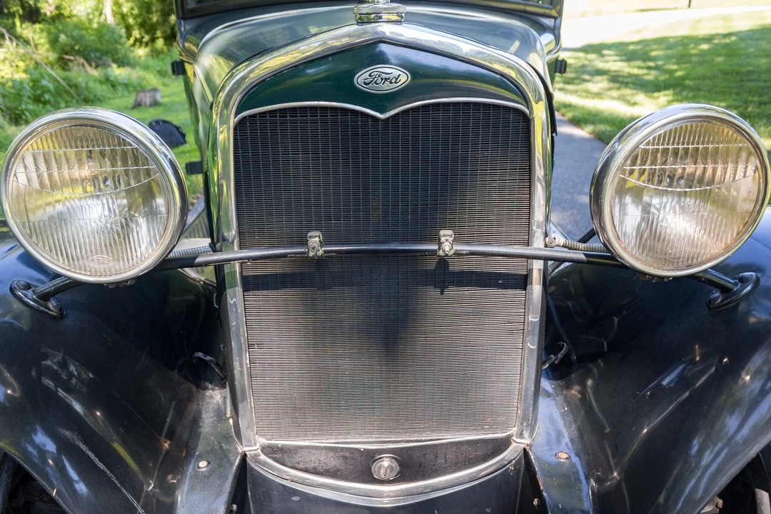 1930 Ford Model A Pickup & Model AA - Image 10 of 31