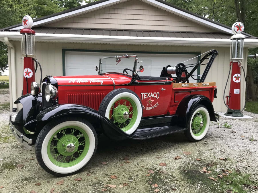 1930 Ford Model A Pickup & Model AA - Image 2 of 12