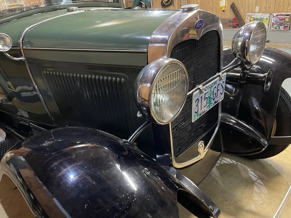 1930 Ford Model A Pickup & Model AA - Image 18 of 31