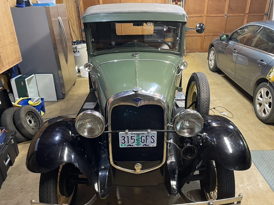 1930 Ford Model A Pickup & Model AA - Image 5 of 31
