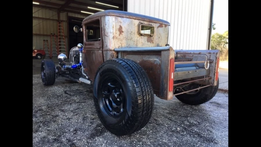 1930 Ford Model A Pickup & Model AA - Image 2 of 5