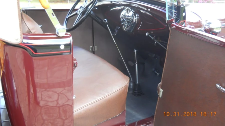 1930 Ford Model A Pickup & Model AA - Image 4 of 12