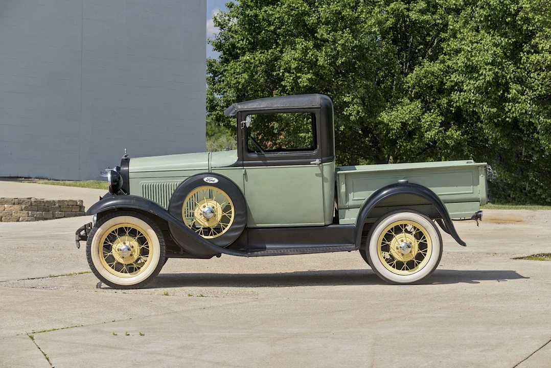 1929 Ford Model A Pickup & Model AA - Image 6 of 31