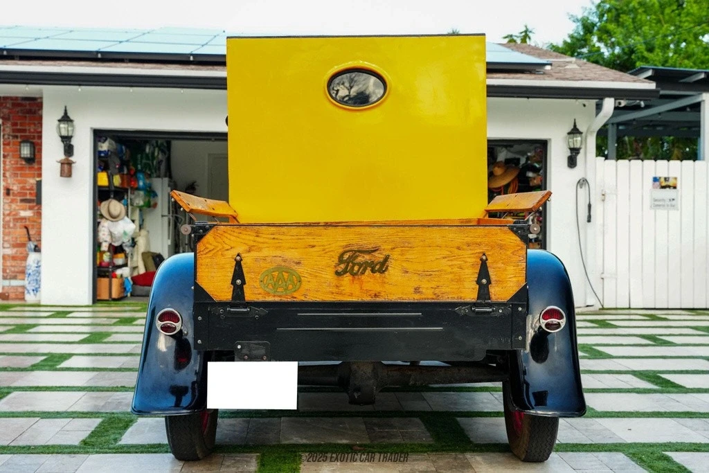 1930 Ford Model A Pickup & Model AA - Image 7 of 12