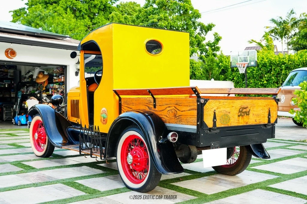 1930 Ford Model A Pickup & Model AA - Image 6 of 12