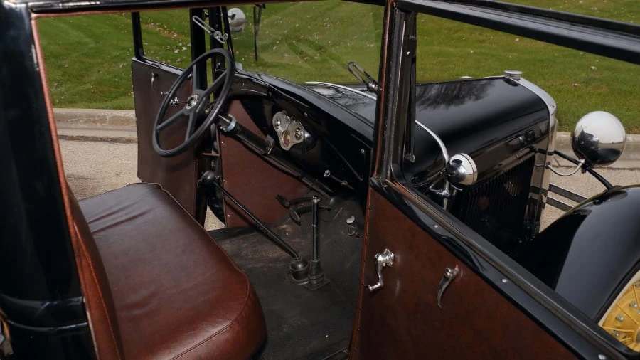 1930 Ford Model A Pickup & Model AA - Image 5 of 12