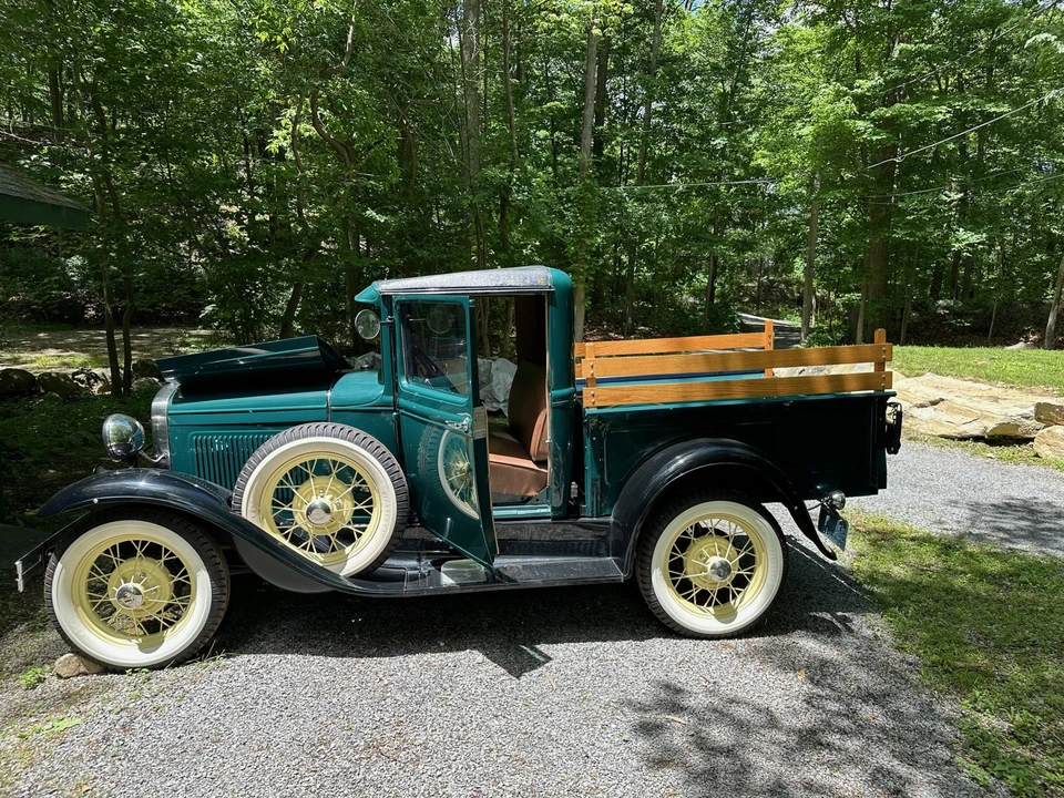 1930 Ford Model A Pickup & Model AA - Image 4 of 31