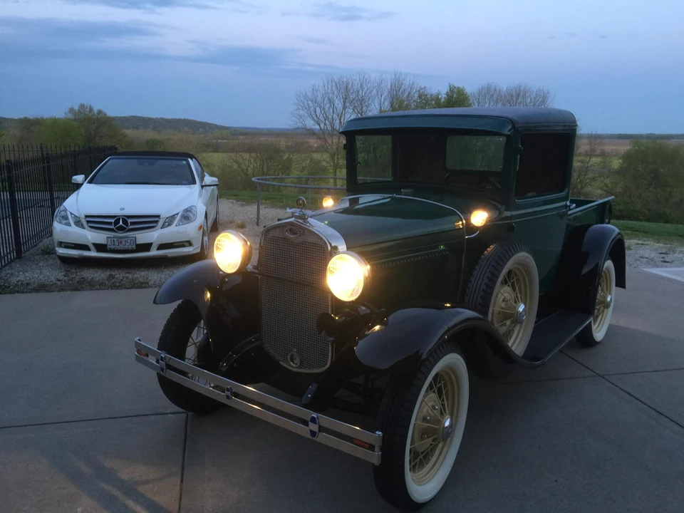 1930 Ford Model A Pickup & Model AA - Image 22 of 31