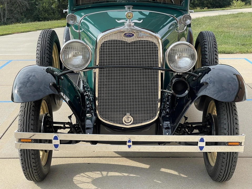 1930 Ford Model A Pickup & Model AA - Image 24 of 31
