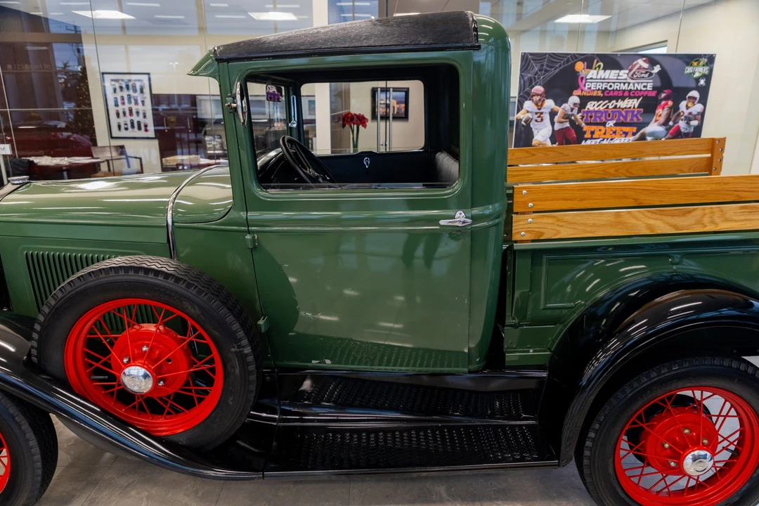 1930 Ford Model A Pickup & Model AA - Image 27 of 31