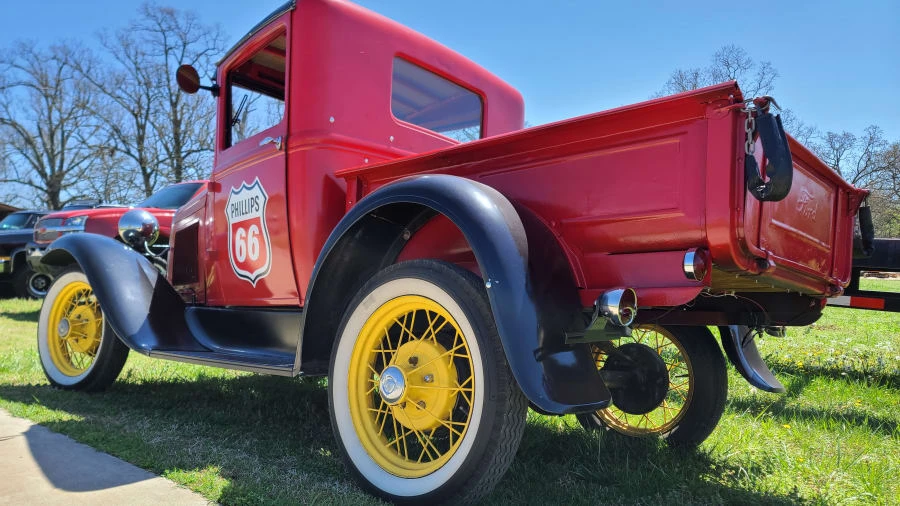 1930 Ford Model A Pickup & Model AA - Image 10 of 12