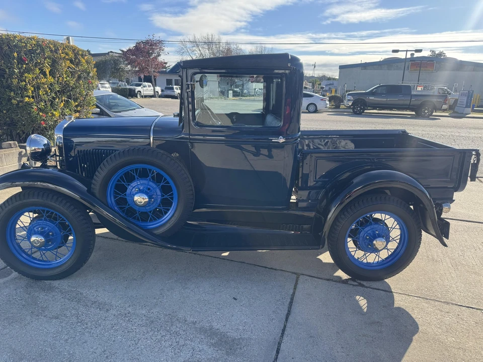 1930 Ford Model A Pickup & Model AA - Image 3 of 31
