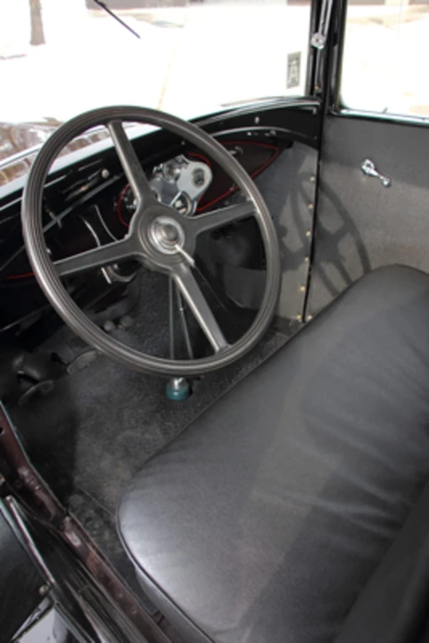 1930 Ford Model A Pickup & Model AA - Image 4 of 11