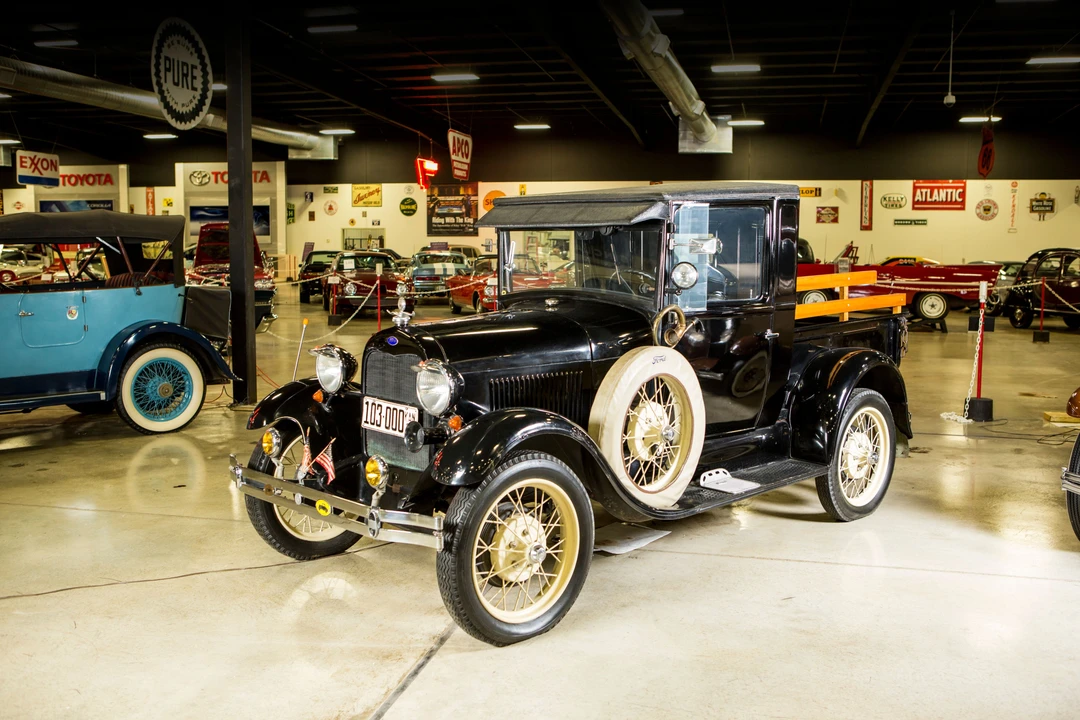 1930 Ford Model A Pickup & Model AA - Image 6 of 6