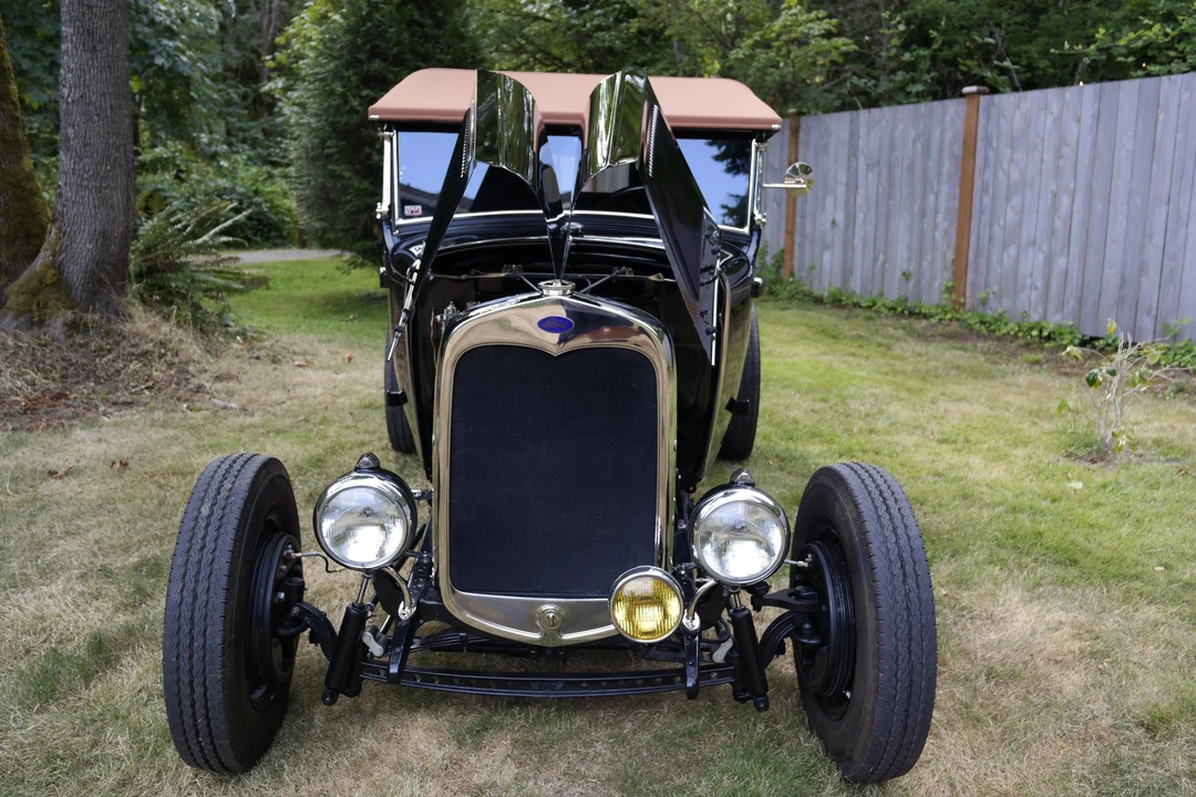 1930 Ford Model A Pickup & Model AA - Image 14 of 31