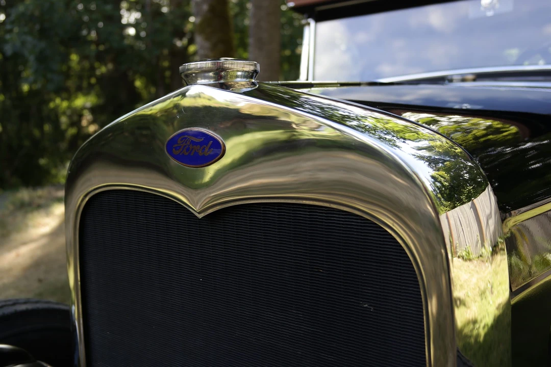 1930 Ford Model A Pickup & Model AA - Image 27 of 31
