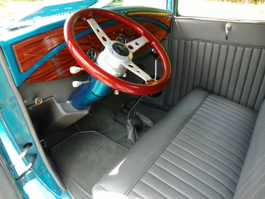1930 Ford Model A Pickup & Model AA - Image 3 of 8