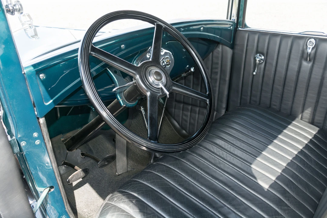 1930 Ford Model A Pickup & Model AA - Image 6 of 12