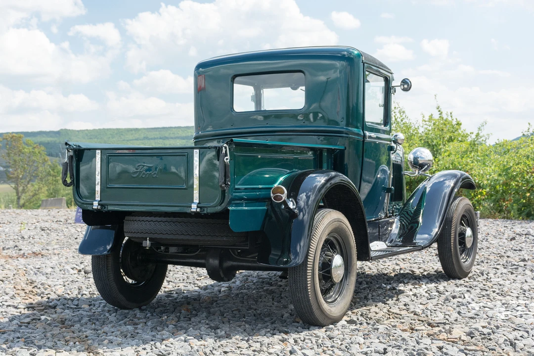 1930 Ford Model A Pickup & Model AA - Image 9 of 12