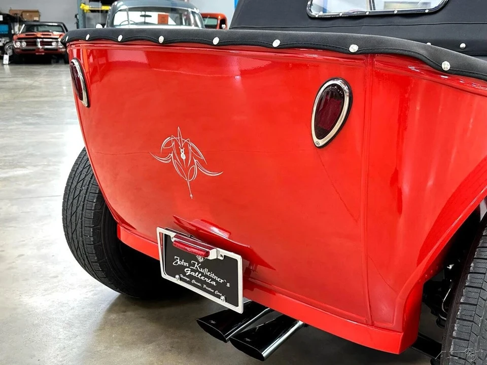 1930 Ford Model A Pickup & Model AA - Image 4 of 21