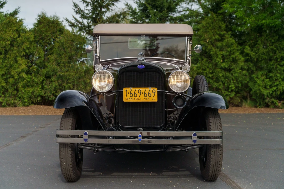 1930 Ford Model A Pickup & Model AA - Image 4 of 31