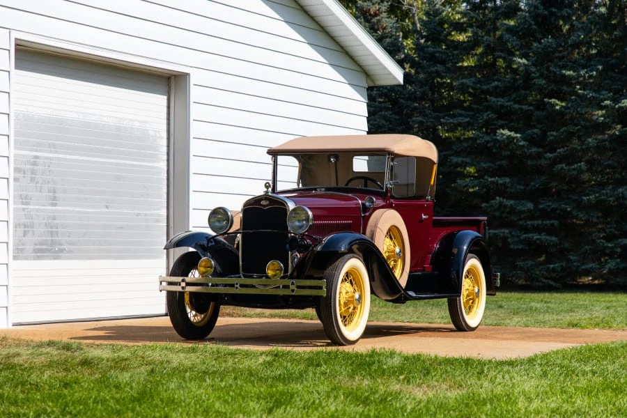 1930 Ford Model A Pickup & Model AA - Image 2 of 12