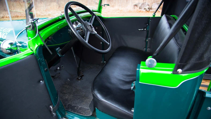 1930 Ford Model A Pickup & Model AA - Image 4 of 19