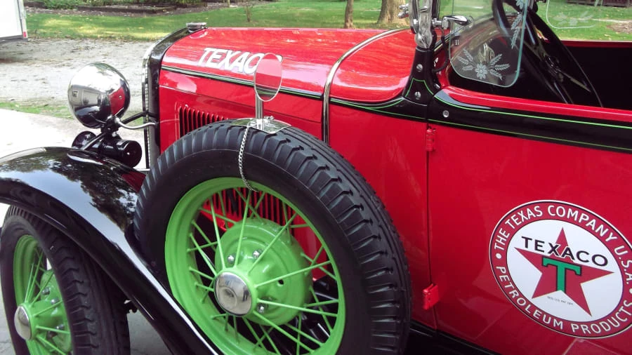 1930 Ford Model A Pickup & Model AA - Image 5 of 12