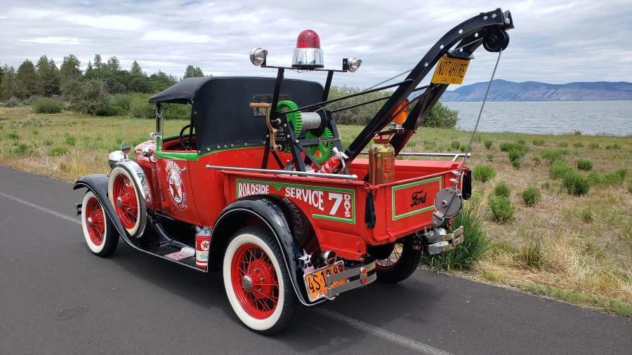 1930 Ford Model A Pickup & Model AA - Image 3 of 18