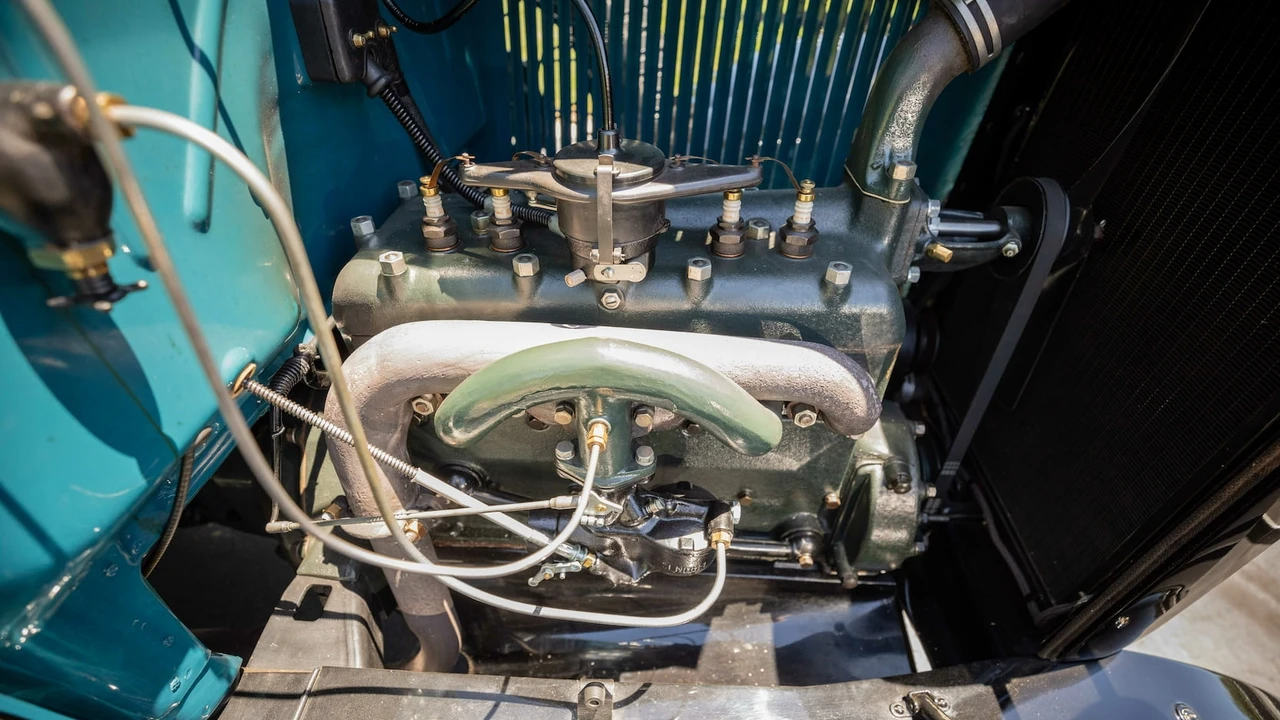 1930 Ford Model A Pickup & Model AA - Image 7 of 27