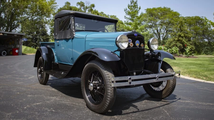 1930 Ford Model A Pickup & Model AA - Image 10 of 14