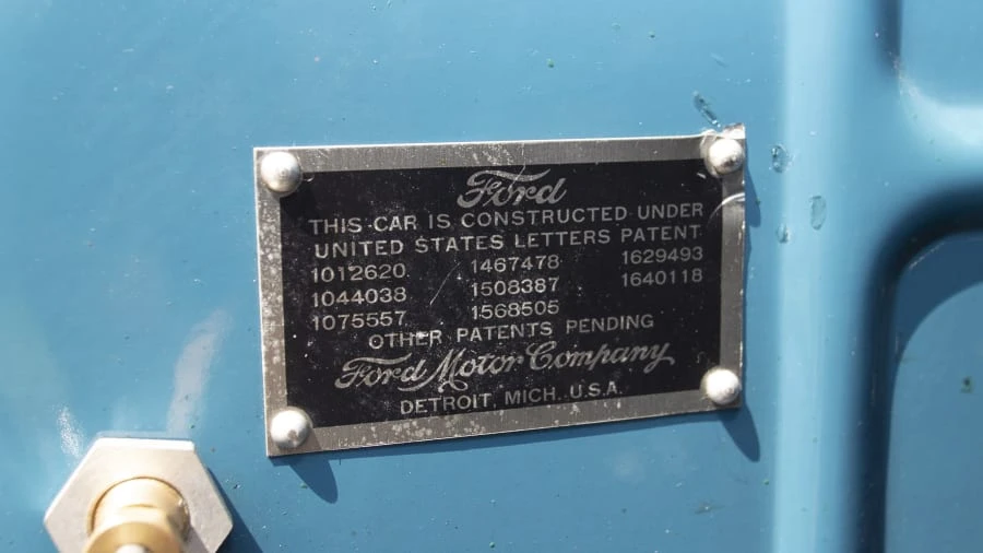1930 Ford Model A Pickup & Model AA - Image 14 of 14