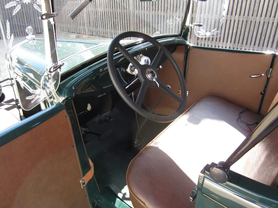 1930 Ford Model A Pickup & Model AA - Image 3 of 8