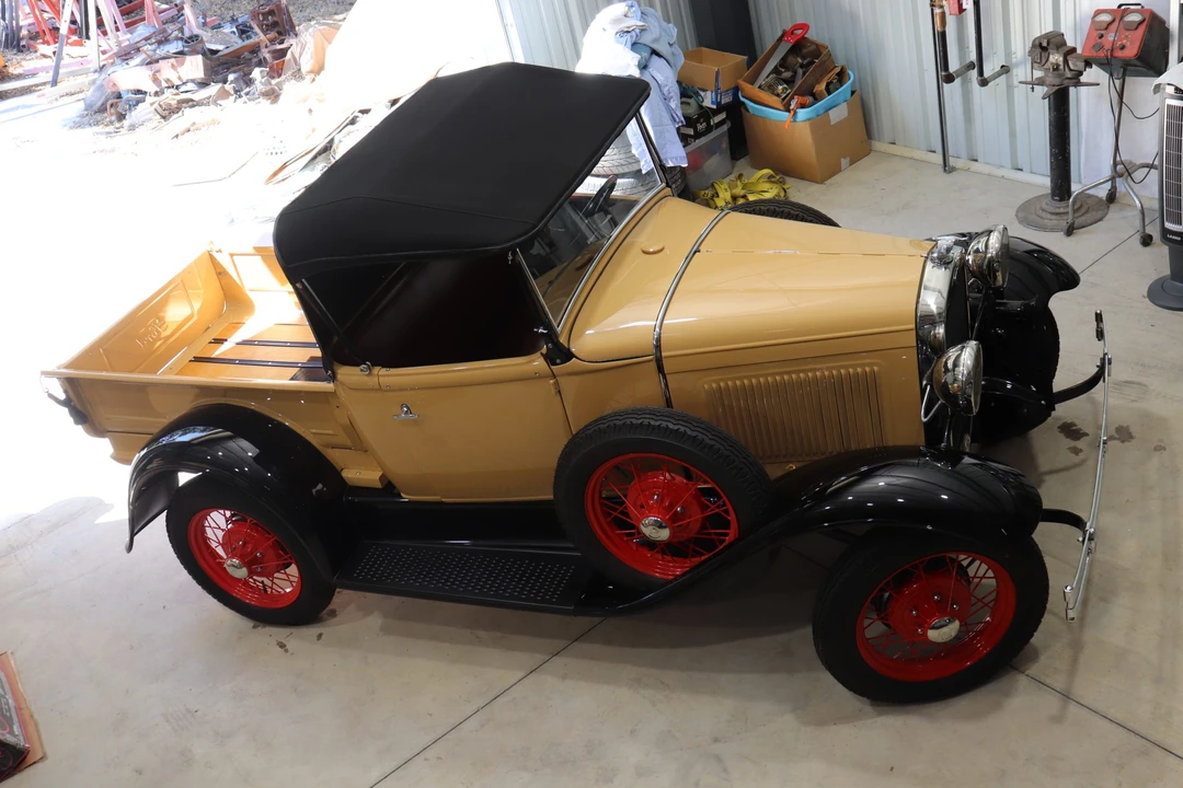 1930 Ford Model A Pickup & Model AA - Image 9 of 31