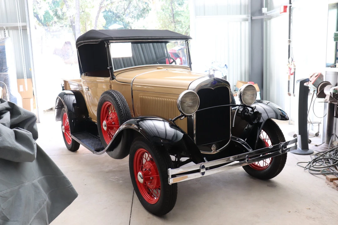 1930 Ford Model A Pickup & Model AA - Image 5 of 31