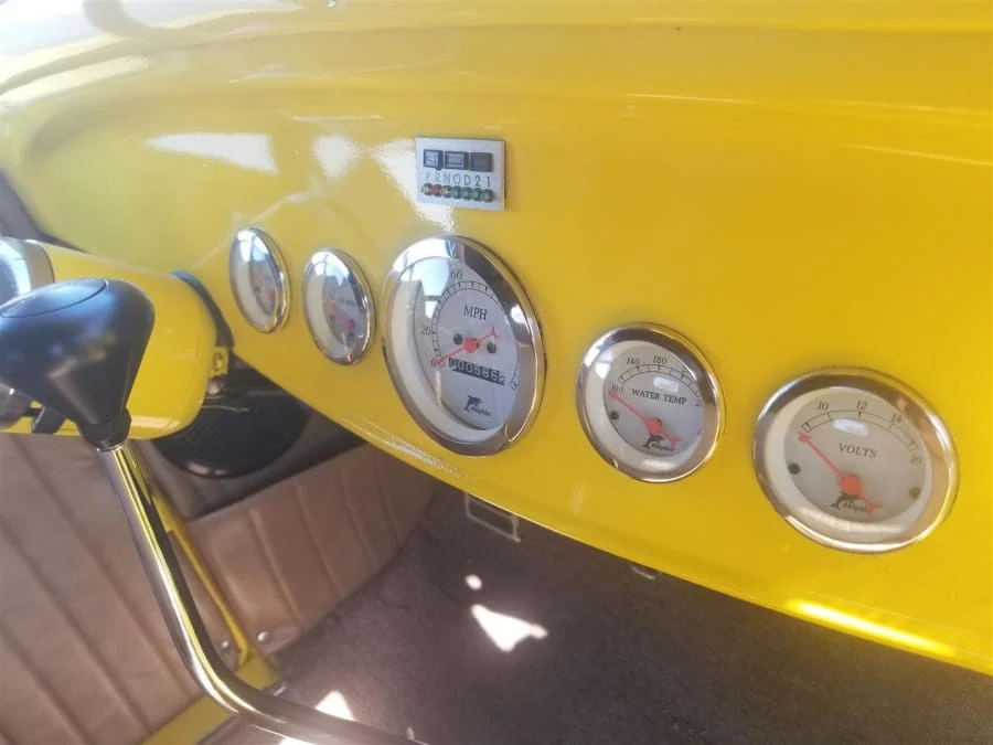 1930 Ford Model A Pickup & Model AA - Image 3 of 12