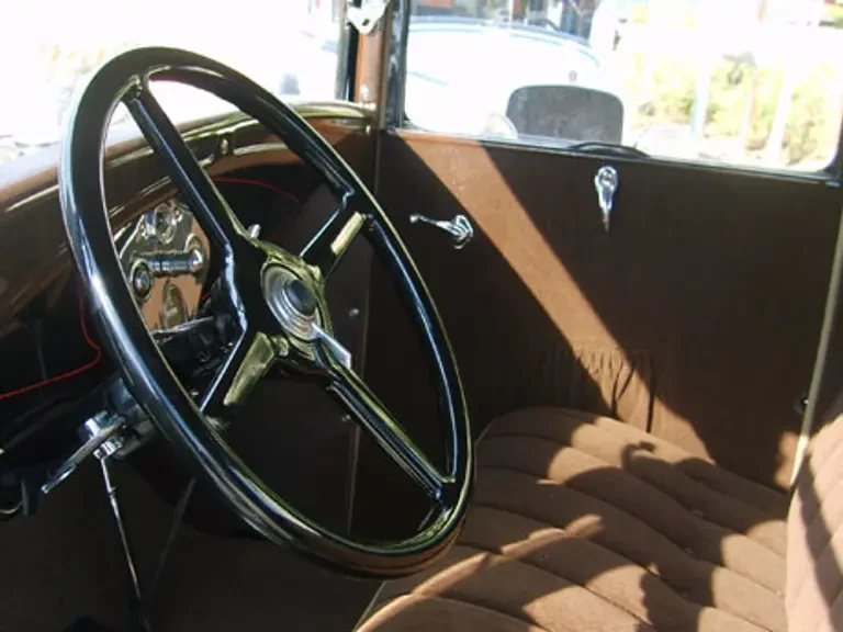 1930 Chevrolet Corvette C4 - Image 3 of 4