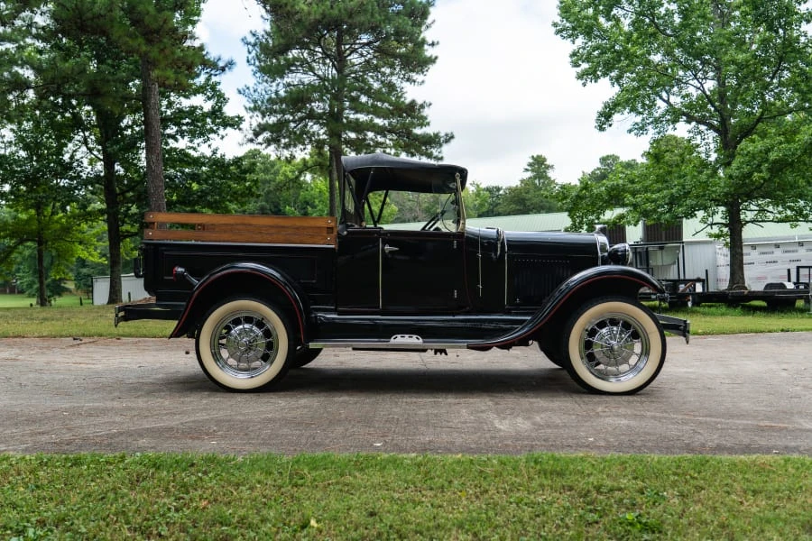 1930 Ford Model A Pickup & Model AA - Image 2 of 15