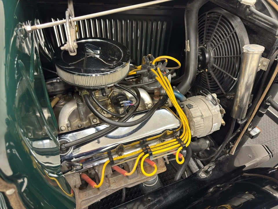 1930 Ford Model A Pickup & Model AA - Image 22 of 31