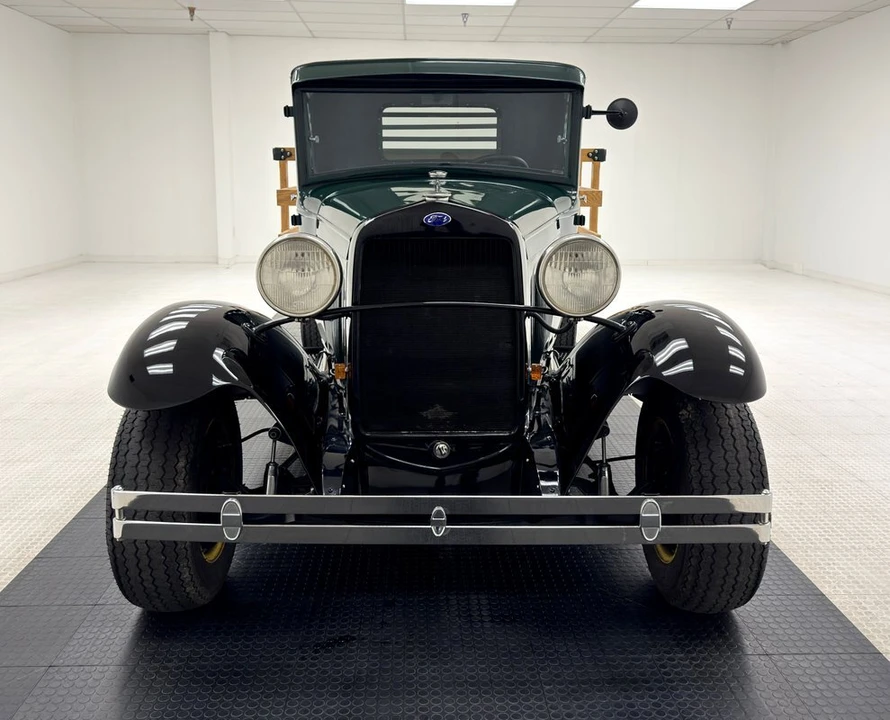 1930 Ford Model A Pickup & Model AA - Image 8 of 12